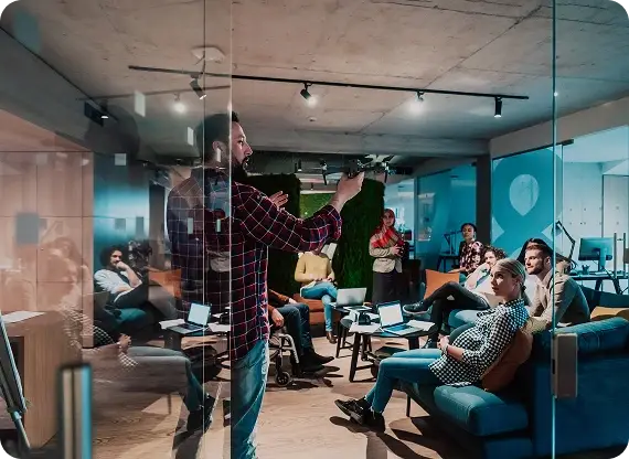 club emprendimiento adultos